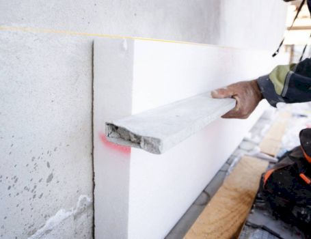 Encontrar obras de aislamiento térmico exterior (SATE)